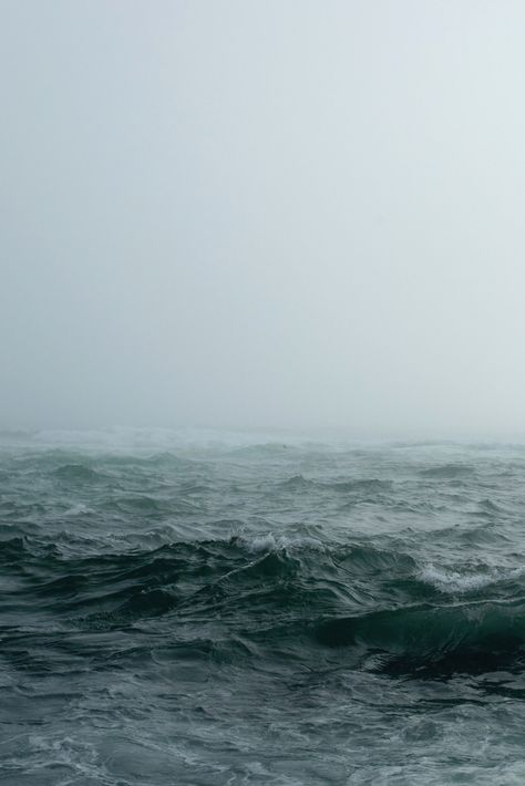 Stormy Sea, In The Ocean, Sea And Ocean, Ocean Photography, Ocean Waves, Pacific Northwest, The Ocean, Aesthetic Pictures, Beautiful Pictures