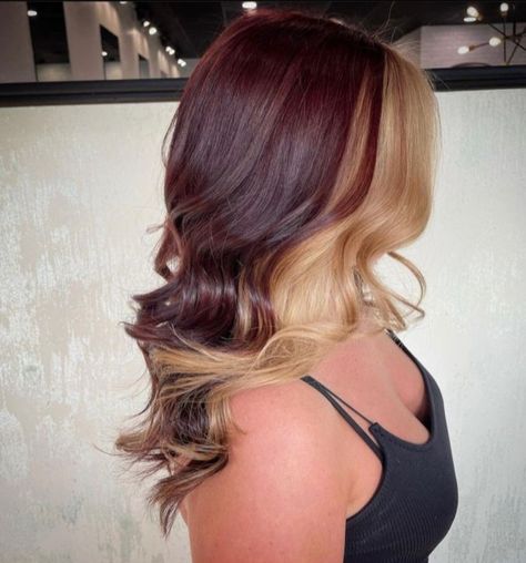 Front Pieces Of Hair Dyed Blonde, Front Piece Of Hair Dyed, Coffee Hair Color, Blone Hair, Coffee Hair, Hair Dye Ideas, Colored Hair, Light Skin, Hair Dye