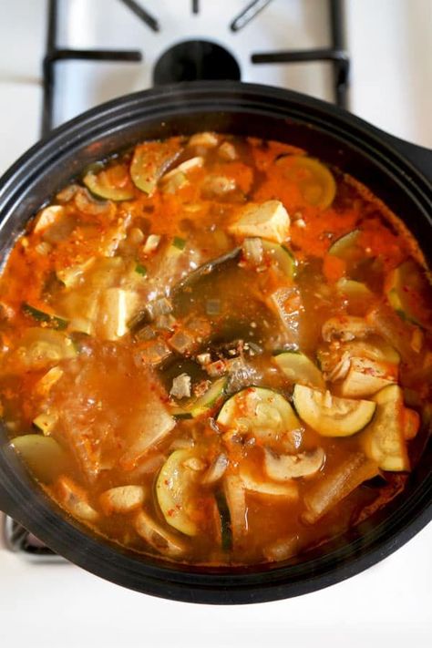 Vegetarian Doenj Jjigae - A delicious and comforting Korean soybean paste stew, ready in 25 minutes from start to finish. #koreanrecipes #hotpot #tofurecipes #vegetablesoup | pickledplum.com Doenjang Jjigae Recipe, Doenjang Jjigae, Jjigae Recipe, Doenjang Recipe, Traditional Asian Dish, Soybean Paste, Tofu Recipes Vegan, Asian Dinners, Korean Recipes