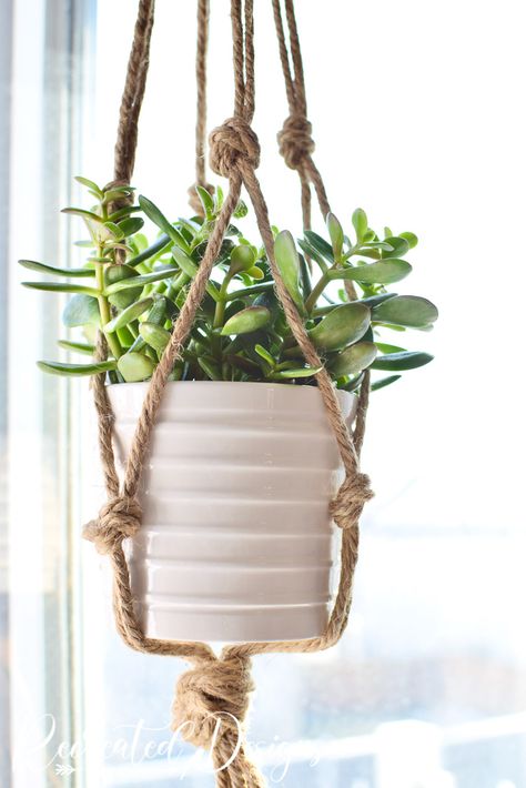 Make an Easy Macrame Plant Hanger Out of Old Twine - Recreated Designs Diy Plant Hanger Easy, Easy Macrame Plant Hanger, Diy Macrame Plant Hanger Easy, Plant Holder Diy, Flower Pot Hanger, Rope Plant Hanger, Twine Diy, Easy Macrame, Macrame Plant Hanger Tutorial