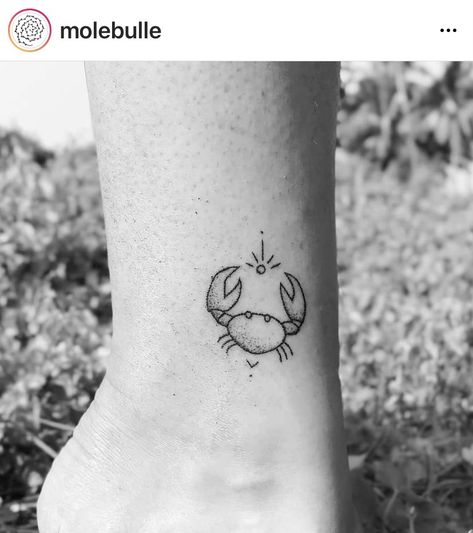 Crab And Moon Tattoo, Cute Crab Tattoo For Women, Crab Finger Tattoo, Cute Crab Tattoo, Crab Tattoo For Women, Cancerian Tattoo For Women, Cancerian Tattoo, Crab Tattoo, Geisha Tattoo