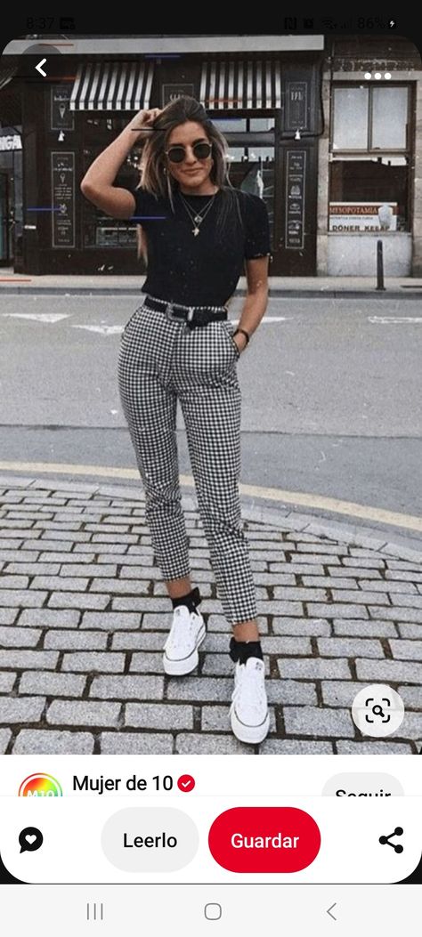 Black And White Checkered Pants Outfit, Patterned Pants Outfit, Checkered Shirt Outfit, Mad At Disney, Salem Ilese, Stripe Pants Outfit, Plaid Pants Outfit, Outfits Leggins, Pants Outfit Work