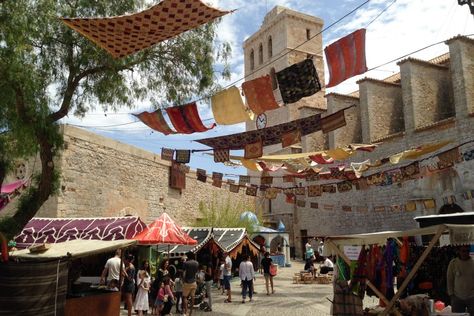 Ibiza's Medieval Festival | Ibiza Spotlight Mercado Medieval, Medieval Fair, Medieval Market, Medieval Party, Medieval Festival, Medieval Aesthetic, Outdoor Market, Medieval Town, Fantasy Aesthetic