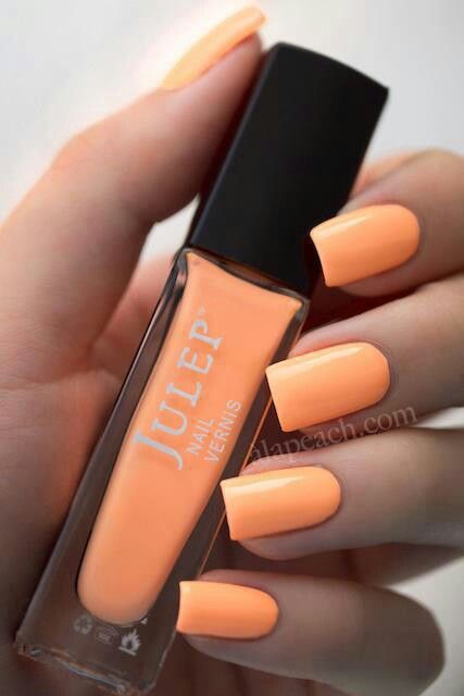 Light Orange Orange Nail Polish, Orange Nail, Neon Nails, Fabulous Nails, Fancy Nails, Creative Nails, Gorgeous Nails, Nail Polish Colors, Love Nails