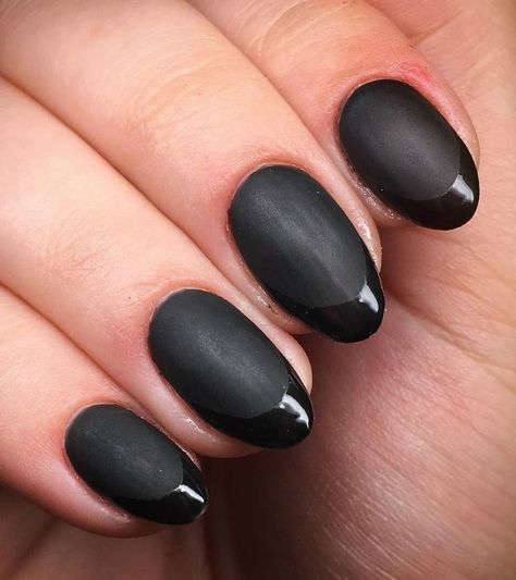 Matte Black Round Nails, Short Almond Acrylic Nails Design Black, Nails Acrylic Short Almond Matte Black, Matt Black Nails With Shiny Tips, Short Oval Nails Ideas Black, Simple Goth Nails Short, Black Short Nails Aesthetic, Short Round Black Nails, Black Nails Short Almond