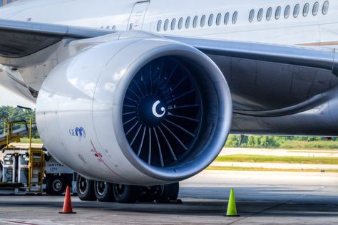 Closeup of the massive GE90 engine powering a United Airlines Boeing 777-200. The GE90 is the world’s largest turbofan engine. Ge90 Engine, Turbofan Engine, Airline Travel, Boeing 777, United Airlines, Power Plant, Airlines, Comfort Food, Aircraft