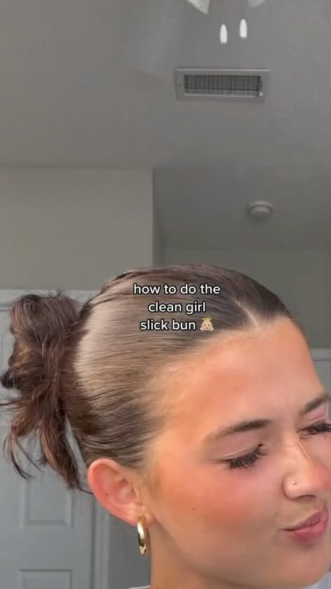 Slicked Back Hair For Short Hair, Clean Bun For Short Hair, Clean Hairstyles Women Short Hair, Slick Back Hair For Short Hair, Slick Back Bun With Short Hair, Short Hair Clean Hairstyle, Short Hair Clean Look, Slick Pony Short Hair, Greasy Bun Hairstyles