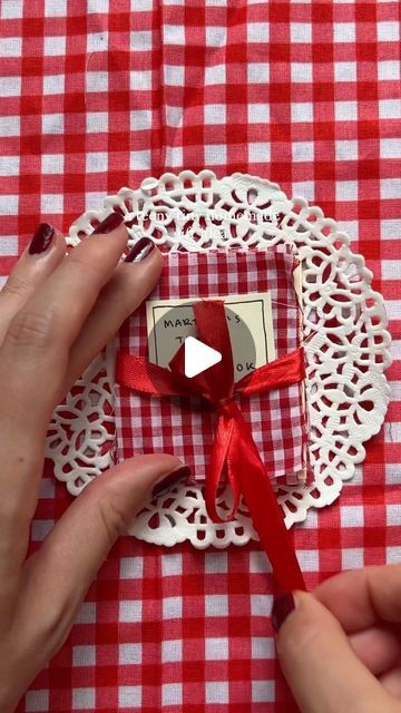 Martina Calvi on Instagram: "Everyone is getting teeny tiny miniature recipe books 🎁" Martina Calvi, Recipe Books, Recipe Book, Miniatures, Books, On Instagram, Instagram