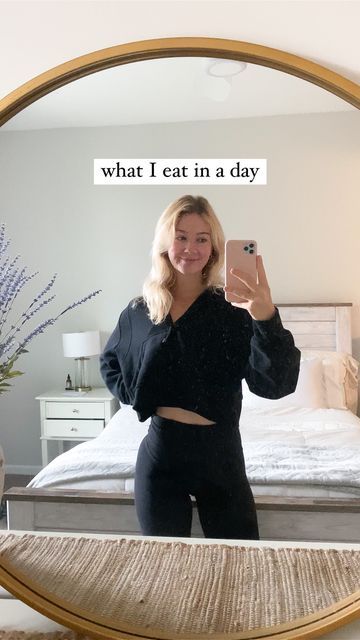 Claire Nolan on Instagram: "I’ve been asked this a few times, so I thought I would share what a typical day of eating looks like for me! Hopefully this inspires you with some new meal ideas! 🫶🏼 I don’t follow any specific ‘diet’ or anything like that. I also get asked this ALL the time, but there is a reason I don’t post the calories/macros on my recipes… it’s because I don’t know! A few years ago I started tracking macros when I was very into fitness, but I quickly stopped after it started Claire Nolan, New Meal Ideas, Tracking Macros, Day Of Eating, My Recipes, Healthy Foodie, A Typical, Best Breakfast, I Don T Know