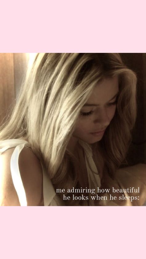 Obx Character, Allison Dilaurentis, Clean Girl Essentials, Alison Pretty Little Liars, Pll Aesthetic, Persona 2, Alison Dilaurentis, Girl Essentials, Sasha Pieterse