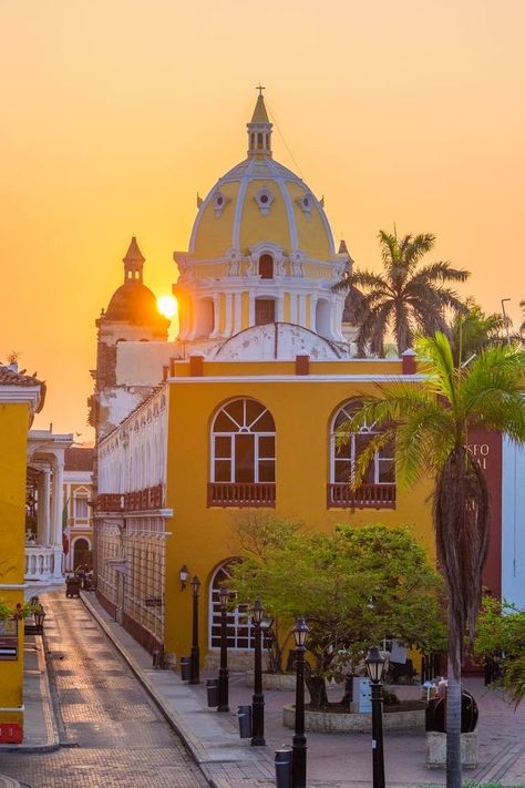 Cartagena Colombia Travel, Colombia Travel, South America Travel, Color Photo, Beautiful Places In The World, Beautiful Places To Travel, America Travel, Travel Aesthetic, Most Beautiful Places