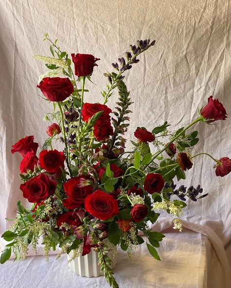 Red can be trickyyyyyyy 🍒🥀 #eventflowers #artwithflowers #atlbrides #atlantaflorist #atlflorist #blackflorist #mothersdayflowers #flowerworkshop #atlfloraldesigner #florist Red And Green Flower Arrangements, Green Flower Arrangements, Flowers With Greenery, Lauren Hill, Greenery Arrangements, Red Can, Mothers Day Flowers, Event Flowers, Green Flower