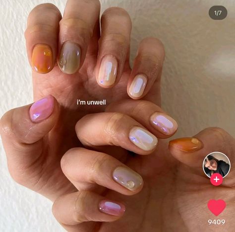 Beach Vacation Nails Acrylic, Funky Natural Nails, Short Artsy Nails, Multicolor Nails, Boho Nails, Minimalist Nail Art, Really Cute Nails, Nails And Screws, Vacation Nails