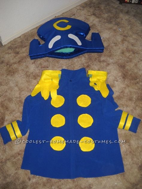 Homemade Captain Crunch Halloween Costume Captain Crunch Costume Diy, Cereal Costume Ideas, Captain Crunch Costume, Cookie Costume, Epic Costumes, White Pants Outfit, Homemade Costume, Halloween Party Dinner, Clever Halloween Costumes