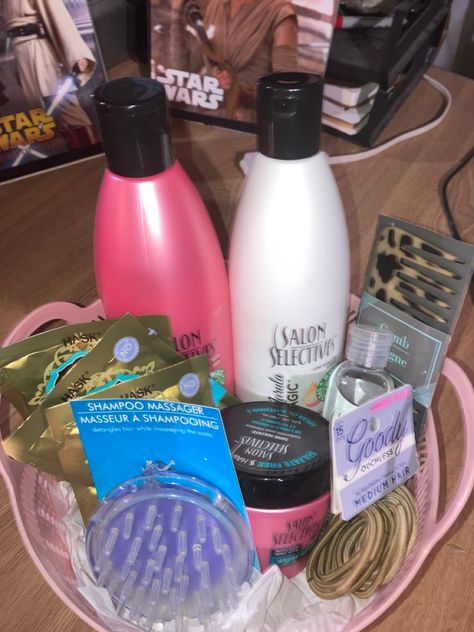 Spa Basket, Mini Spa, Hair Care Gifts, Dollar Tree Finds, Fish Recipes Healthy, Basket Ideas, Birthday Gift Ideas, Recipes Healthy, Gift Basket