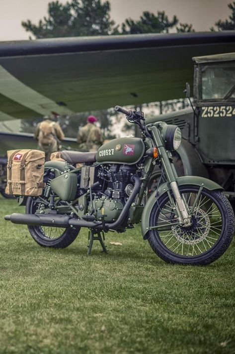 Royal Enfield Army Colour, Royal Enfield Wallpapers, Royal Enfield Accessories, Royal Enfield Modified, Enfield Bike, Bullet Bike Royal Enfield, Car Wheel Cover, Military Motorcycle, Enfield Motorcycle