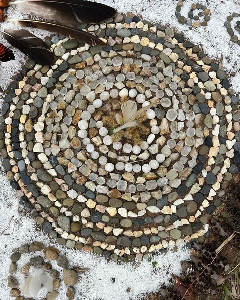 02/05/2024 - Autumn 🍂 📍Yuggera Country, Willowbank, QLD, Australia @earth_frequency The unfolding of this Earth Altar at @earth_frequency festival on the weekend was full of ease, fun & flow and might possibly be my favourite one yet. Thank you to my wing woman @emilyjaynemarshall for always being the best assistant and all the volunteers who joined us in the creative process - team work does make the dream work ✨ Seeing people have their moments with the Altar and hearing about what it m... Earth Alter, Earth Frequency, Earth Altar, Sacred Altar, The Volunteers, Team Work, The Creative Process, Sacred Space, The Dream