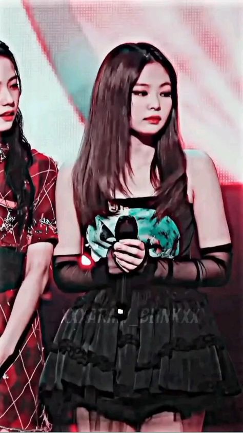 Lovecore Webcore Black, Lovecore Webcore, Bp Edit, Jen Videos, Lisa Blackpink Wallpaper, Blackpink Funny, Kpop Girl Bands, Black Pink Instagram, Funny Short