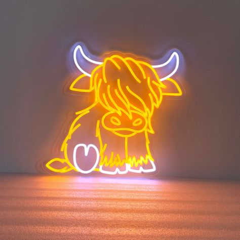 Introducing our Handcrafted LED Neon Sign - HightLand Cow Neon Light! This neon sign decor is perfect for adding a vibrant touch to your bedroom, children's room, studio, or office desk. Let's explore some key features and information about this product: 🌈 Materials and Info: ● Acrylic board color: Clear ● Acrylic board shape: Cut to shape ● Power supply: Suitable plug + adapter for your country ● Installation options: Mounting screws (default), Hanging wires, 3M strips, Stand ● Accessories: Dimmer to control lights on/off 🎨 Color Options: Choose from a variety of 13 colors to suit your preference: ❶Cold White,❷White,❸Warm White,❹Ice Blue,❺Blue,❻Lemon Yellow,❼Yellow,❽Orange,❾Red,❿Green,⓫Light Pink,⓬Pink,⓭Purple 📐 Easy Installation: Hanging your neon sign is super easy and doesn't requir Highland Cow Room Decor, Room Ideas Western Aesthetic, Cow Themed Room, Cow Room Decor, Country Room Decor, Neon Sign Decor, Country Bedroom Decor, Western Bedroom Decor, Western Bedroom