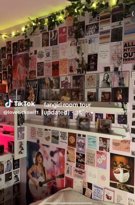 Taylor Swift Posters In Room, Taylor Swift Room Ideas Bedrooms, Taylor Swift Inspired Room, Taylor Swift Room Ideas, Taylor Swift Aesthetic Room, Taylor Swift Bedroom Ideas, Taylor Swift Wall Decor, Swiftie Bedroom, Taylor Swift Room Decor