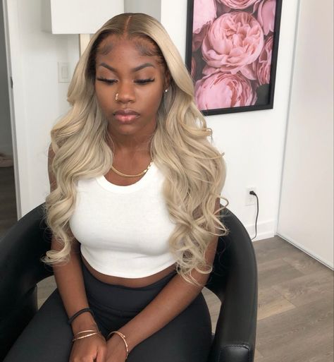 Blonde Frontal On Dark Skin, Blonde Hair With Black Roots On Black Women, Blond Brown Roots, Cute Blonde Wigs For Black Women, Blond Sew In With Leave Out, Ash Blonde Brown Roots Wig, 613 Wig Dark Skin, Blonde Dark Roots Wig, Ash Blonde Middle Part Black Women