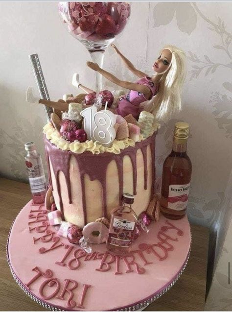 18th Birthday Cake Alcohol Bottles, 18th Birthday Cake Barbie, Pink Birthday Cake Ideas, 18th Birthday Cake For Girls, Barbie Themed Cake, Alcohol Birthday Cake, Drunk Barbie Cake, Cake Barbie, Birthday Drip Cake