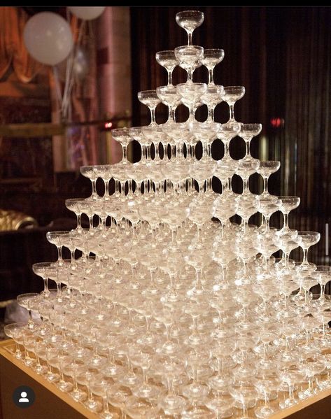 Champagne Pyramid, Champagne Tower Wedding, Wlw Wedding, Quirky Kitchen Decor, Colin Cowie, Clear Tent, Champagne Tower, Gatsby Party, Outdoor Reception