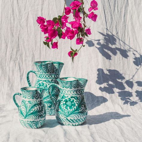 POMELO CASA’s Instagram photo: “The perfect pitchers for your spring flowers! 🥰🥰🥰 . . . #madeinspain #handmade #handpainted #artisan” African Pottery, Hand Painted Designs, Paper Vase, Class Decor, Southern Spain, Terracotta Clay, Spanish Design, Painted Designs, Ceramic Boxes