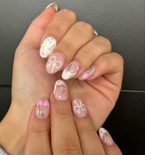 Short Nail Inspo Acrylic, Beachy Nails Short, Gel Nail Inspo Short, Short Nails French Tips, Natural French Tip, French Tips Acrylic Nails, Nails Almond Spring, French Tips Pink, Almond Spring Nails