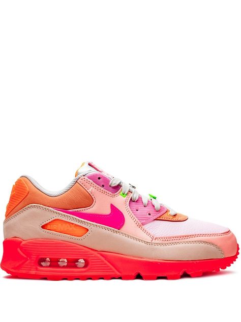 Colourful Nike Shoes, Tenis Air Max 90, Bright Sneakers, Sneakers Pink, Nike Swoosh, Ballet Pumps, Iconic Bags, Boot Pumps, Van Cleef Arpels