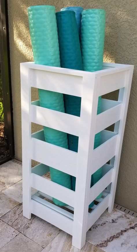 Diy Pool Accessories Storage, Sunroom Pool House, Pool Items Storage Ideas, Deck Boxes Storage, Pool Trash Can Ideas, Pool Tool Storage, Pool Bathroom Towel Storage, Diy Pool Deck Decor Ideas, Pool Stools In Water Diy