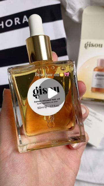 Gamze🌸 on Instagram: "~Gisou-honey infused hair oil is my favorite hair oil🌸🌸  It makes hair shiny, healthy and soft.🍯🎀 …. … .. . #gisou #hairtutorial #reklam #reels #reelinstagram #reelsinstagram #instagram #instagood #hairideas #hairgoals #gisou #gisouhairoil" Honey Infused Hair Oil, Infused Hair Oil, Dream Birthday, Glowy Skin, Shiny Hair, How To Make Hair, Hair Oil, Hair Goals, Hair Tutorial