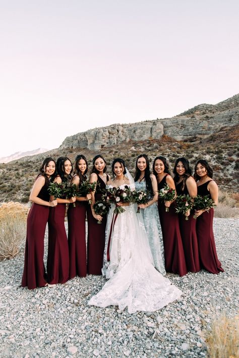 Magical Modern Harry Potter Inspired Wedding – Ashlyn Savannah Photo 43  #bridalmusing #bmloves #harrypotter #hplover #gryffindor #weddinginspo #wedding #themedwedding Gryffindor Wedding Dress, Gryffindor Wedding Theme, Gryffindor Wedding, Modern Harry Potter, Harry Potter Bridesmaid, Belive In Magic, Harry Potter Wedding Dress, Wedding Colors For Fall, Hp Wedding