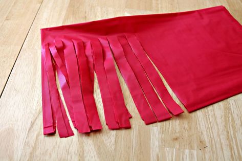 DIY+Banner+Garland Plastic Table Cloth Banner, Dollar Tree Tablecloth Garland, Diy Table Cloth Garland, Table Cloth Tassel Garland, Plastic Table Cloth Garland, Tablecloth Garland, Table Cloth Banner, Plastic Tablecloth Decorations, Diy Fizzy Bath Salts