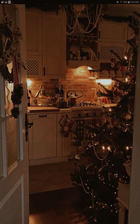 Follow for more 🎄 #christmas #christmasdecor #christmasideas Punk Christmas Aesthetic, Dark Victorian Christmas, Dark Vintage Christmas, Dark Christmas Aesthetic, Evil Christmas, Grunge Christmas, Ghost Of Christmas Present, Pretty Houses, Nostalgic Christmas