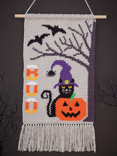 luxury decorative crochet macrame wall hanging wall decor ideas Crochet Halloween Wall Hanging, Hanging Wall Decor Ideas, New Crochet Patterns, Decorative Crochet, Crochet Macrame, Crochet Wall Art, Small Tapestry, Fall Crochet, Fall Crochet Patterns