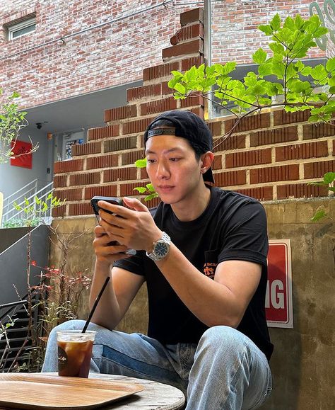 Lee Jungshin, Lee Jung Shin, Ft Island, Learning Korean, K Actors, Learn Korean, Cnblue, Positive Self Affirmations, Bf Material