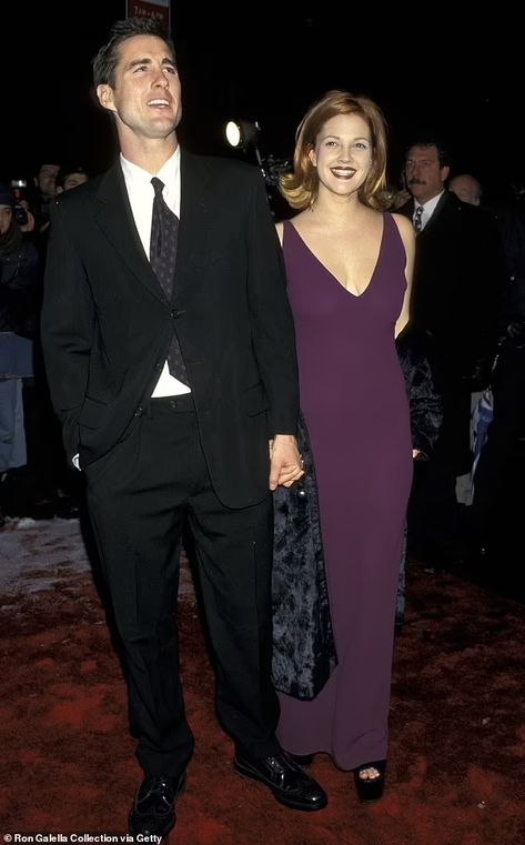 Drew Barrymore claims she had 'an open relationship' with actor Luke Wilson | Daily Mail Online Luke Wilson 90s, Movies Couples, Diana Barrymore, Drew Barrymore 90s, Drew Barrymore Style, 90s Couples, Luke Wilson, Guy Fashion, Child Star