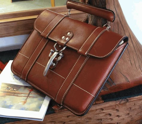 Slim Laptop Bag, Leather Briefcase Men, Leather Laptop Bag, Craft Handmade, Leather Laptop, Mens Leather Bag, Laptop Bags, Leather Projects, Leather Bags Handmade