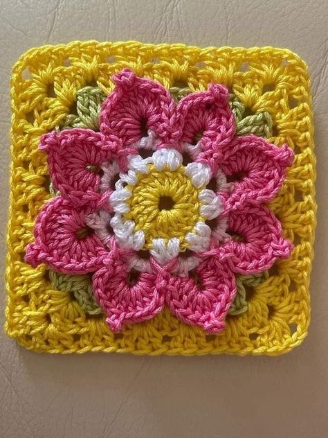 Granny Square Pattern Crochet, Crochet Projects Easy, Crochet Flower Granny Square Pattern, Yarn Projects Crochet, Crochet Flower Squares, Crochet Square Blanket, Granny Square Pattern, Granny Square Crochet Patterns Free, I Did My Best