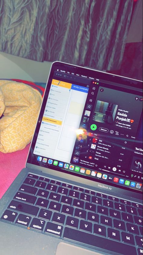 Laptop Snap Streak, Mumbai Collage, Roadmen Aesthetic, Lokesh Gamer, Uk Boys Roadmen Aesthetic, Music Snap, Laptop Snap, Macbook Snap, New Apple Laptop