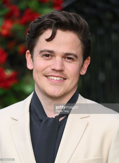 Sam Clemmett, Queen Charlotte, Fan Page, Harry Potter, Queen