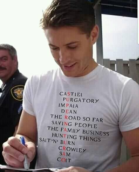 Jensen Jared Misha, Supernatural Shirts, Supernatural Facts, Supernatural Cw, Supernatural Outfits, Supernatural Shirt, Supernatural Tshirt, Supernatural Gifts, Supernatural Merchandise