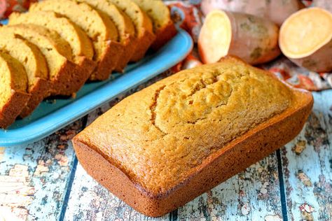 Sweet Potato Loaf, Potato Loaf, Loaf Breads, Pumpkin Cranberry Bread, Dessert Breads, Sweet Potato Bread, Pumpkin Loaf, Pumpkin Cranberry, Cranberry Bread