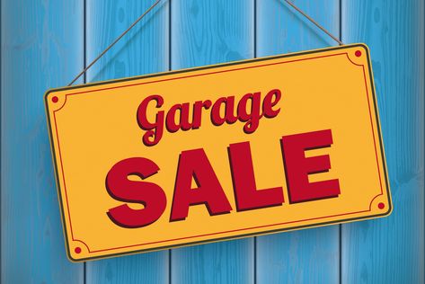 To make the most money when hosting your garage sale, follow these setup and display tips. They can help you sell more items for more money. Flea Market Signs, Successful Garage Sale, Garage Sale Signs, Sale Signs, Vintage Flea Market, Draw People, Garage Sale Pricing, Clear Plastic Bags, Garage Sale