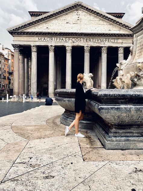 Pantheon Rome Photo Ideas, Rome Pantheon, Pantheon Rome, Glamping Weddings, Rome Photo, Europe 2024, Flower Graphic Design, Europe Photos, Rome Italy