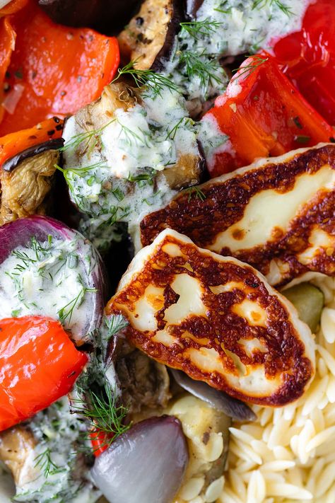 Halloumi Orzo Bowl with Roasted Vegetables and Yogurt Dill Sauce - crispy pan-fried halloumi cheese with orzo pasta, roasted vegetables, and herby garlicky yogurt sauce. Simple but bursting with flavor! #orzo #halloumi #dill #yogurtsauce #eggplant #haloumi | thehealthfulideas Orzo Bowl, Halloumi Dinner, Halumi Recipe Food, Halloumi Recipes Dinner, Halumi Cheese, Greek Haloumi Recipes, Meals With Halloumi, Halloumi Orzo, Halloumi Bowl Recipes