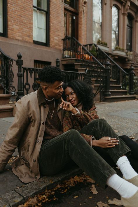 Black Couple Pumpkin Patch Pictures, Fall Engagement Photos Black Couple, Elegant Engagement Photos Black Couples, Fall Outfits Couples Photo Ideas, Dating Photoshoot, Couples Outfits Black People, Couple Poses Aesthetic, Engagement Photos Black Couples, Black Couple Photos