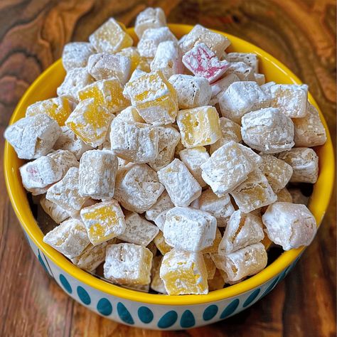 Lemon Chex Mix Puppy Chow, Lemon Puppy Chow Chex Mix Recipe, Lemonade Puppy Chow Recipe, Puppy Chow With M&ms, Lemonade Puppy Chow, Lemon Chex Mix, Lemon Chex, Cereal Mixes, Lemon Puppy Chow