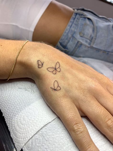 Unique Butterfly Tattoos, Tato Minimal, Tato Jari, Basic Tattoos, Small Girly Tattoos, Pola Tato, Small Pretty Tattoos, Writing Tattoos, Petite Tattoos